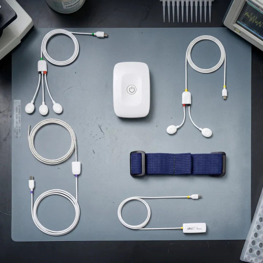 biosignalsplux kit monitorage physiologique - Plux | Mtraining